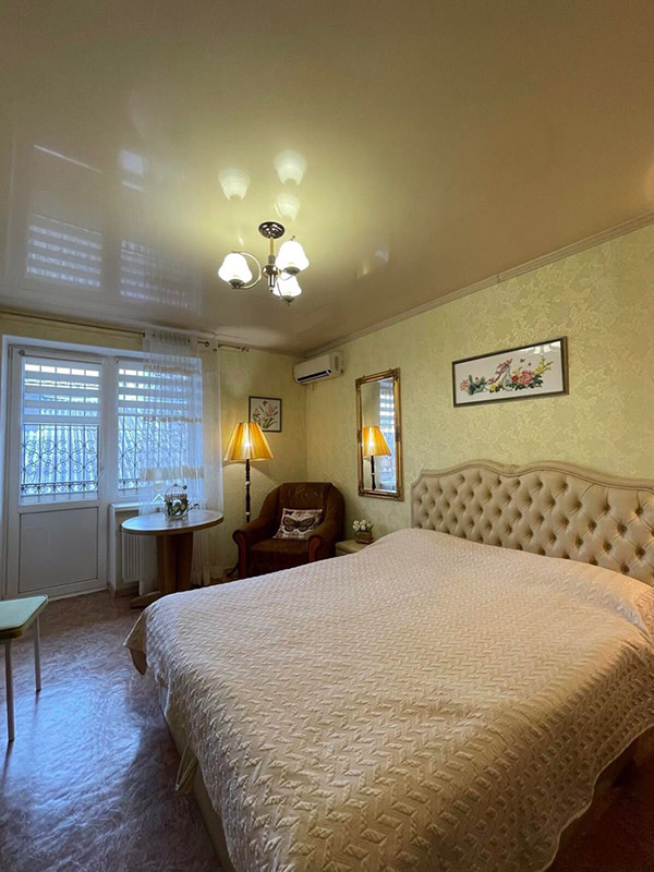 Летний отдых в Алуште: номер